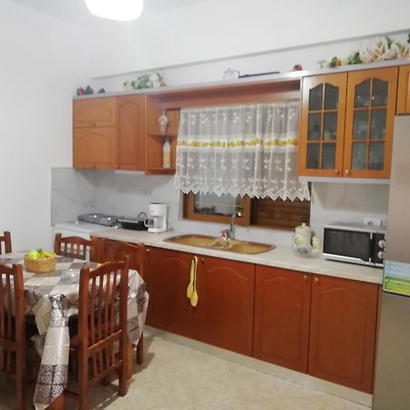 Jonny Guesthouse Εξαμίλιο Εξωτερικό φωτογραφία