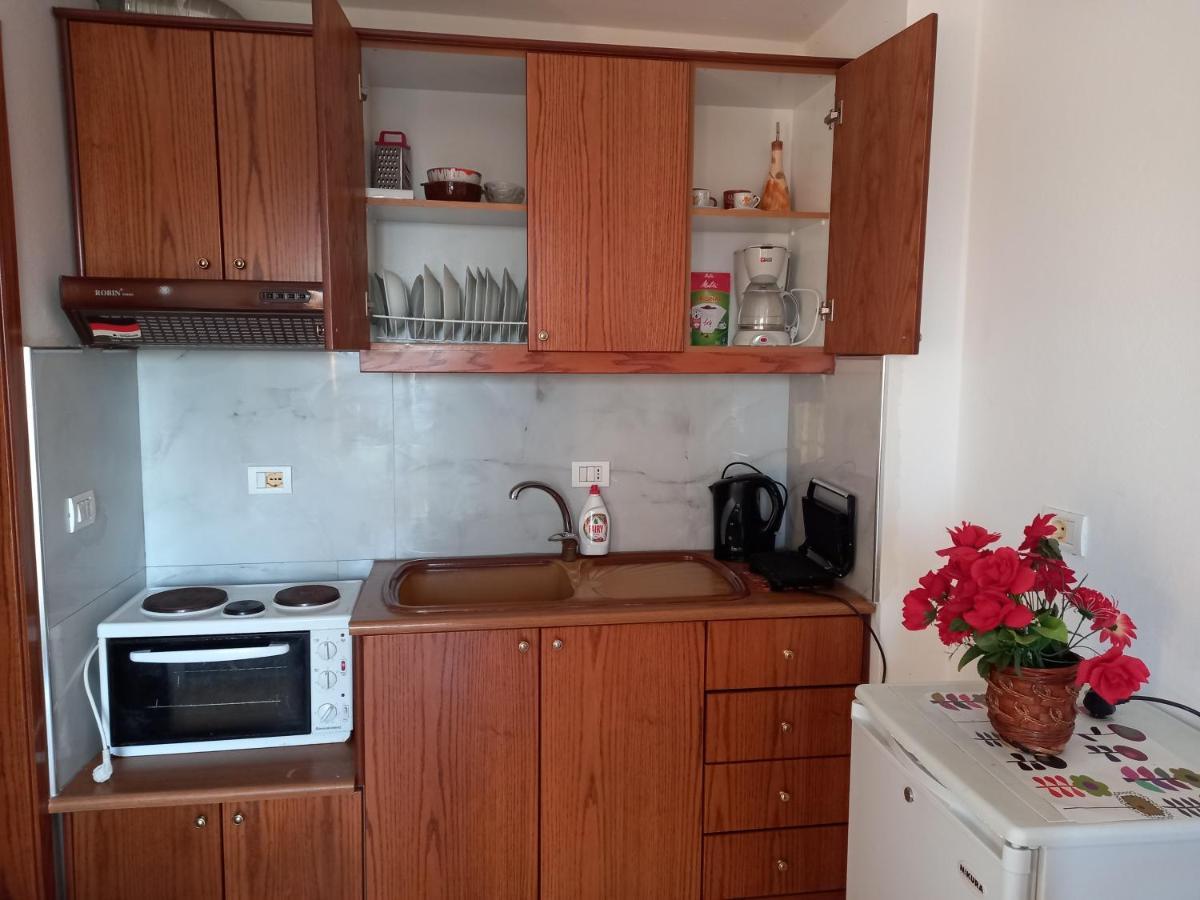 Jonny Guesthouse Εξαμίλιο Εξωτερικό φωτογραφία