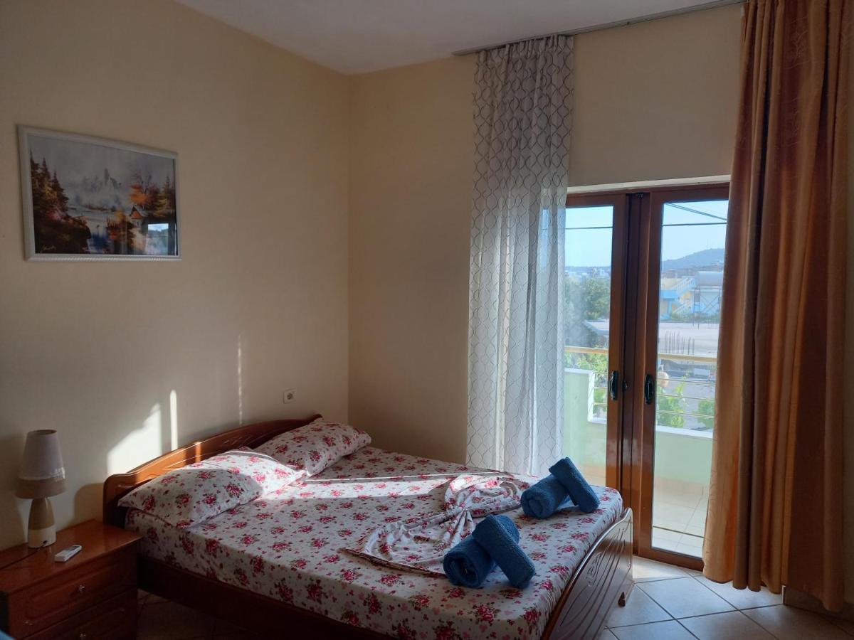 Jonny Guesthouse Εξαμίλιο Εξωτερικό φωτογραφία