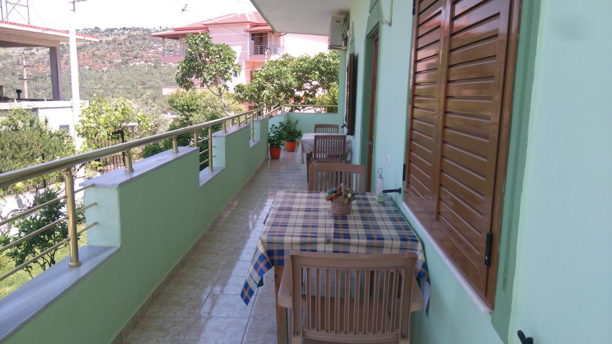 Jonny Guesthouse Εξαμίλιο Εξωτερικό φωτογραφία