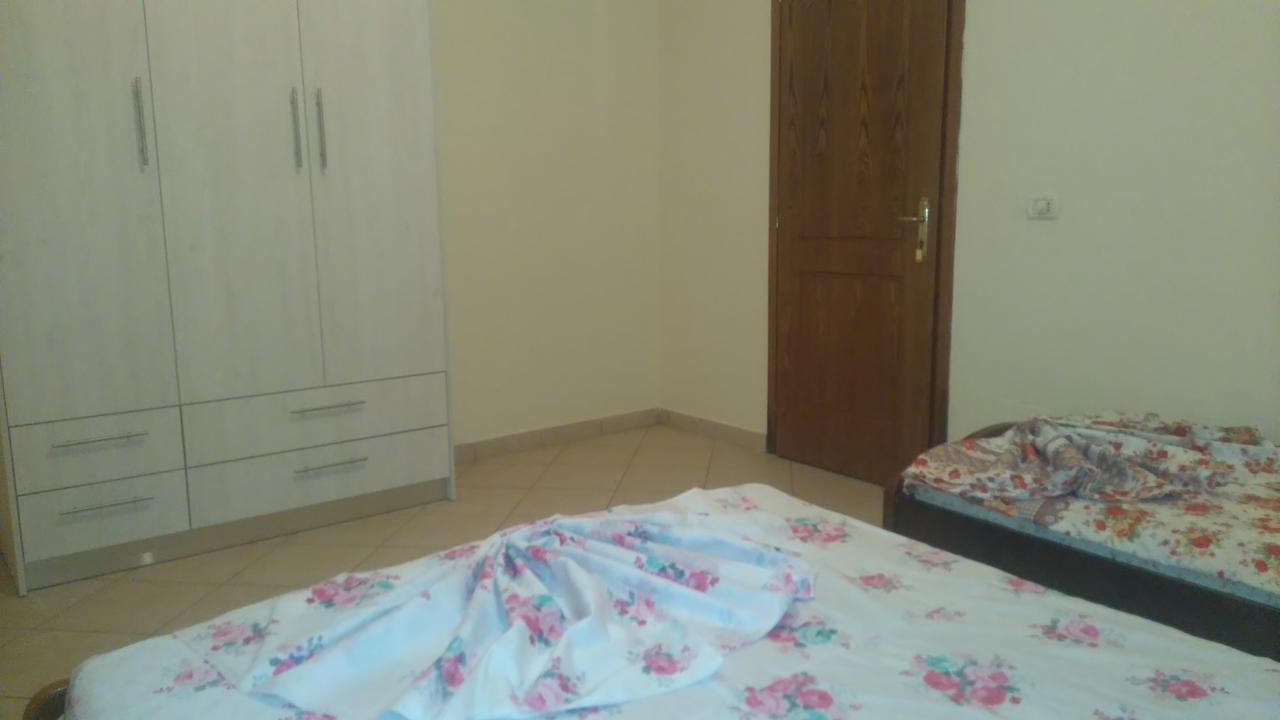 Jonny Guesthouse Εξαμίλιο Εξωτερικό φωτογραφία